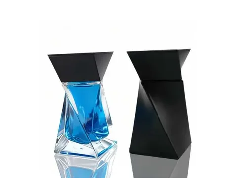 Customization Shaped Glass Perfume Bottles With Black Caps — view 1
