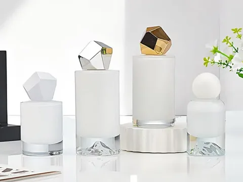 Cylinder Perfume Bottles With Inner Color Coating — view 4