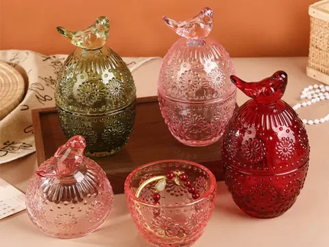 Colorful Glass Storage Jars with Lids ​ — view 1