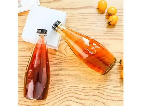 Glass Juice Bottles With Screw Lids — view 3