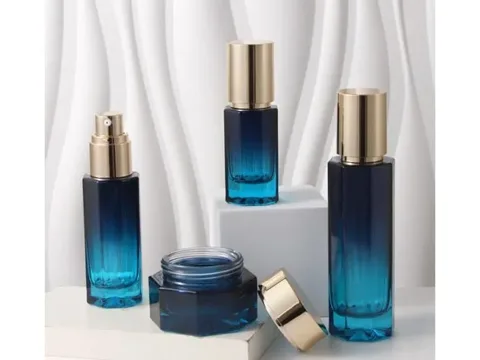 Blue Gradient Skincare Collection — view 2