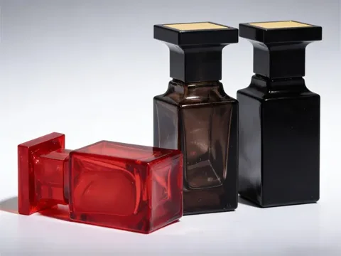 Square Fancy Glass Perfume Bottles with Caps — view 2