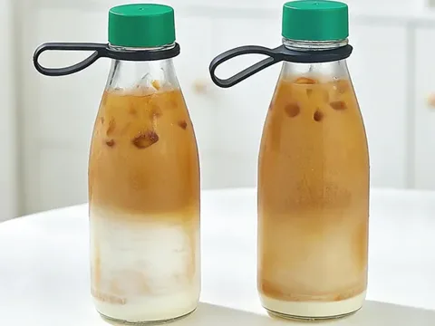 Glass Cold Brew Coffee Bottles with Lids — view 3