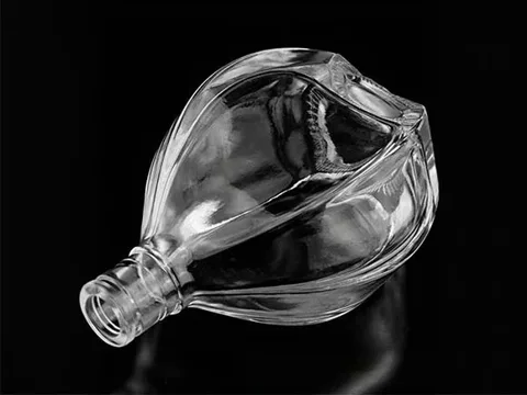 Clear Glass Whiskey Bottle Vodka Liquor Container — view 2