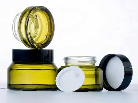 Green Glass Cream Cosmetic Jars with Lids — view 2