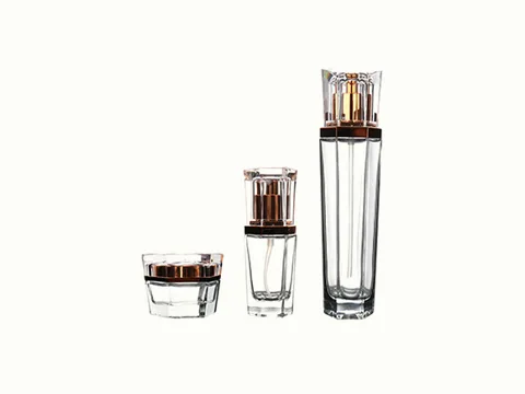Clear Square Spray/Pump Glass Lotion Bottles
