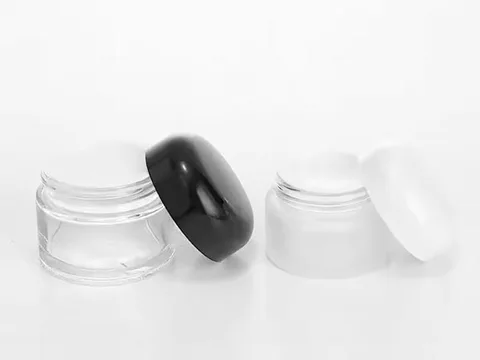 Frosted Round Glass Body Butter Jar with Plastic Lids — view 2