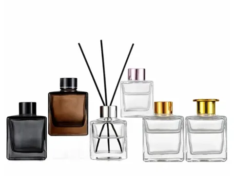 Square Glass Diffuser Bottle — view 2